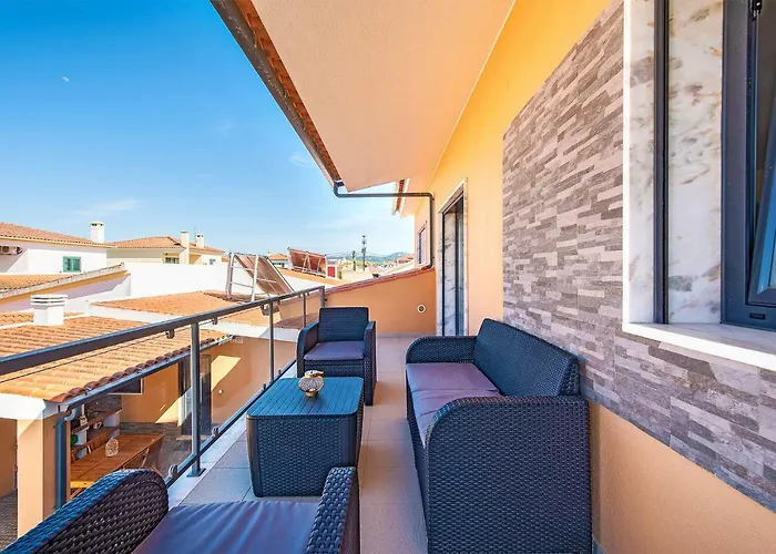 Azeitao Damas Villa